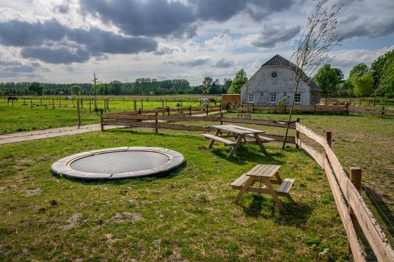 B&B Hoeve Klein Haneveld Sint-Oedenrode Exterior photo